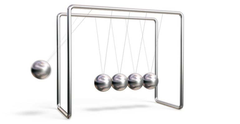 noisevssignal-silicon-valley-bank-collapse-raising-alarm-bells-for-other